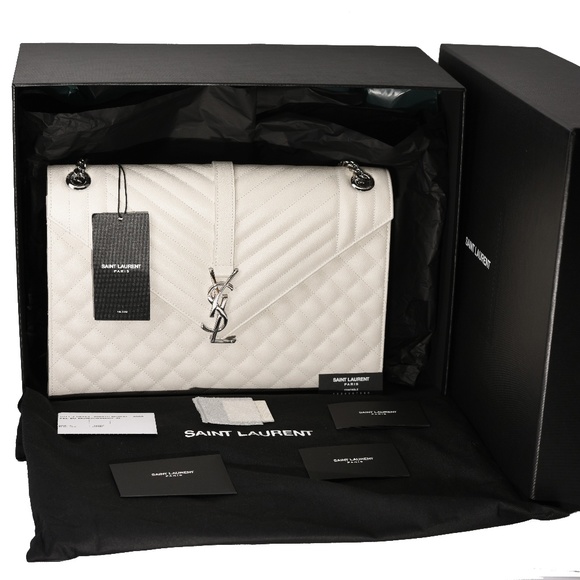 New Saint Laurent Large Monogram Envelope Shoulder - Picture 6 of 8